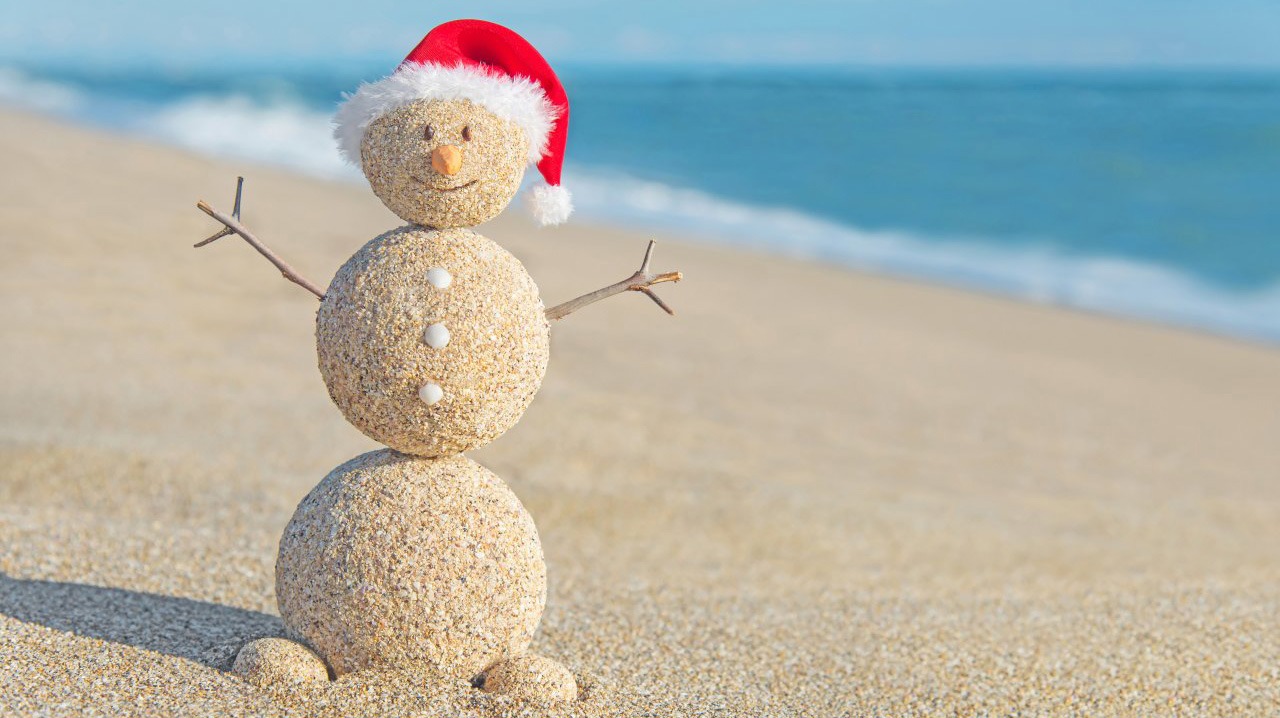 Enjoy a beachside Christmas holiday - Traveling with Me, Myself & I